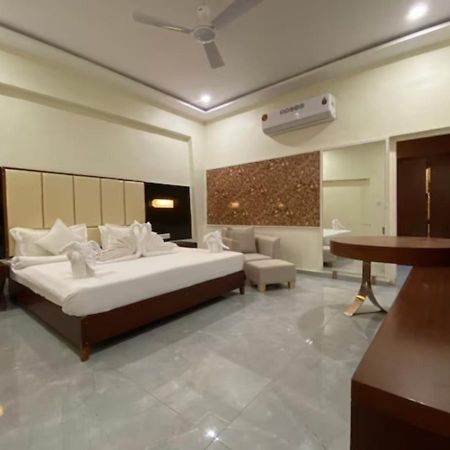 One Earth Santu Eco Resort Bhavnagar Esterno foto