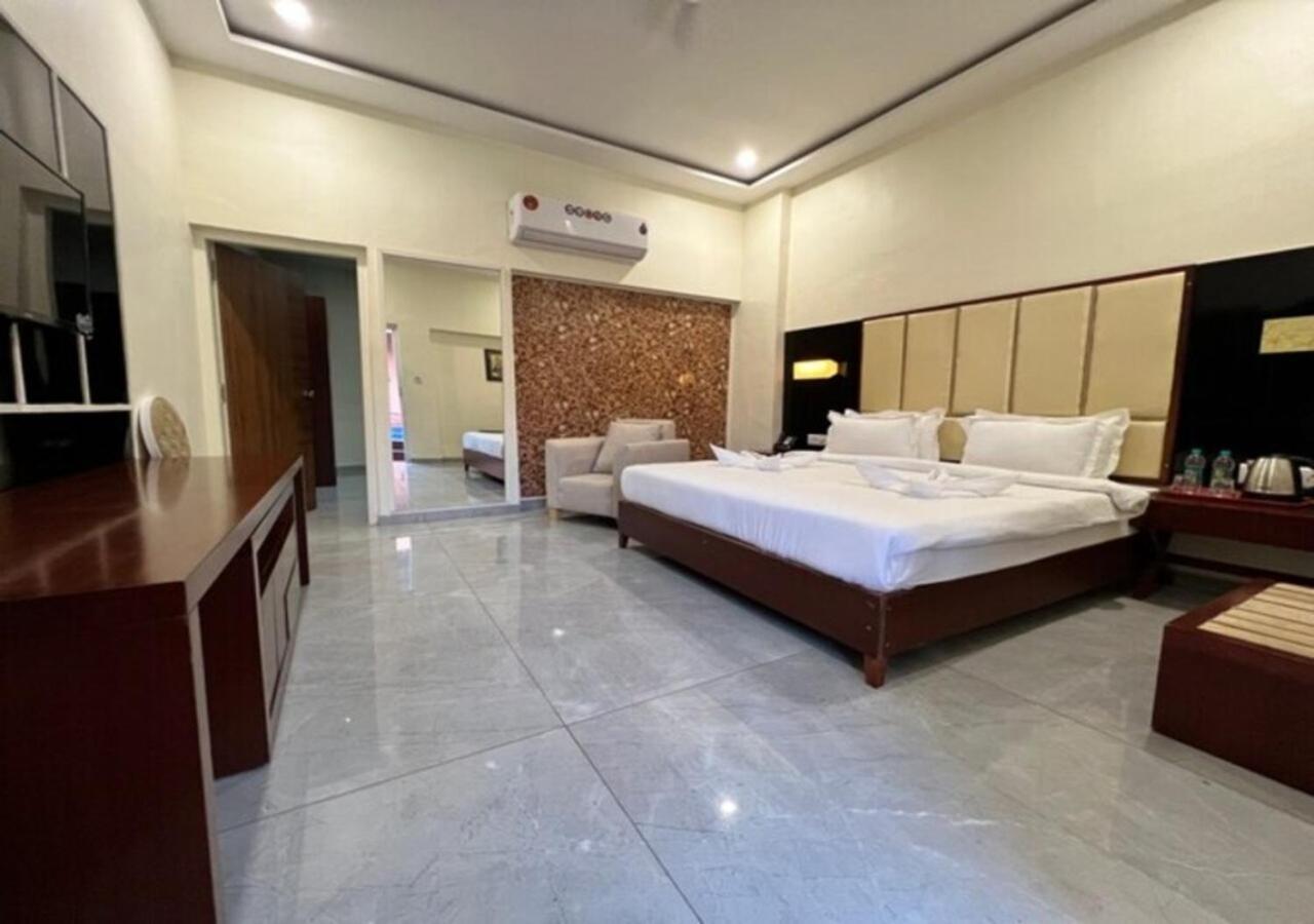 One Earth Santu Eco Resort Bhavnagar Esterno foto