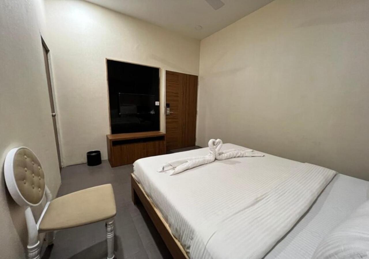 One Earth Santu Eco Resort Bhavnagar Esterno foto